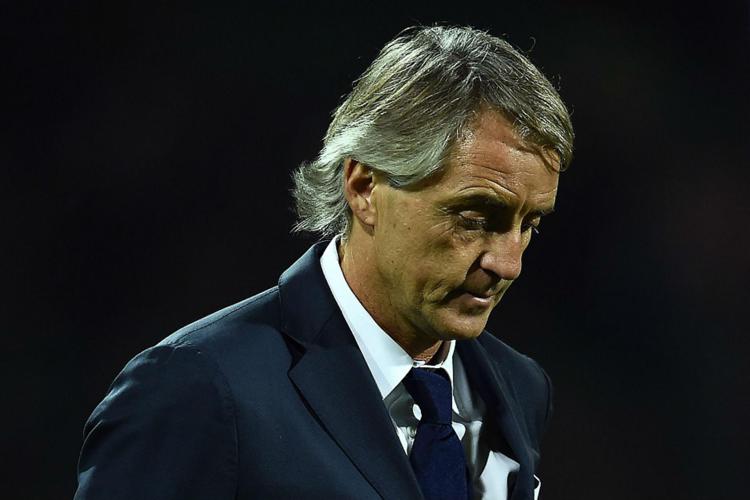 Calcio, Mancini: "Sarà mese difficile, meritavamo di andare al Mondiale"