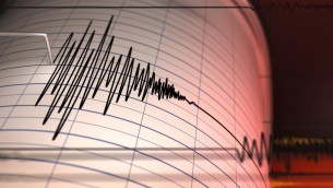 Campi Flegrei, continua sciame sismico: nella notte scossa di magnitudo 3