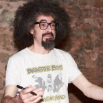 Caparezza torna in concerto dopo quattro anni, l'annuncio a sorpresa