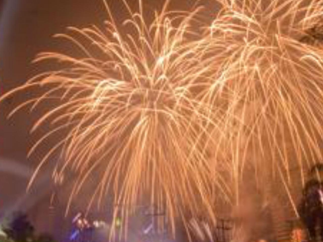 Capodanno 2022, Bologna come Roma e Napoli: annullata festa