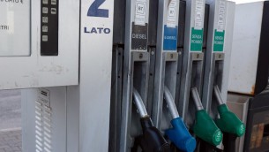 Carburante, i prezzi di benzina e gasolio oggi in Italia