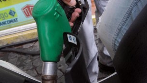 Carburanti, nuovi ribassi oggi per prezzo benzina e diesel