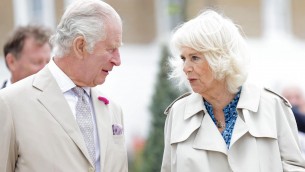Carlo III, se in casa è Camilla a portare i pantaloni: cosa succede alla coppia reale