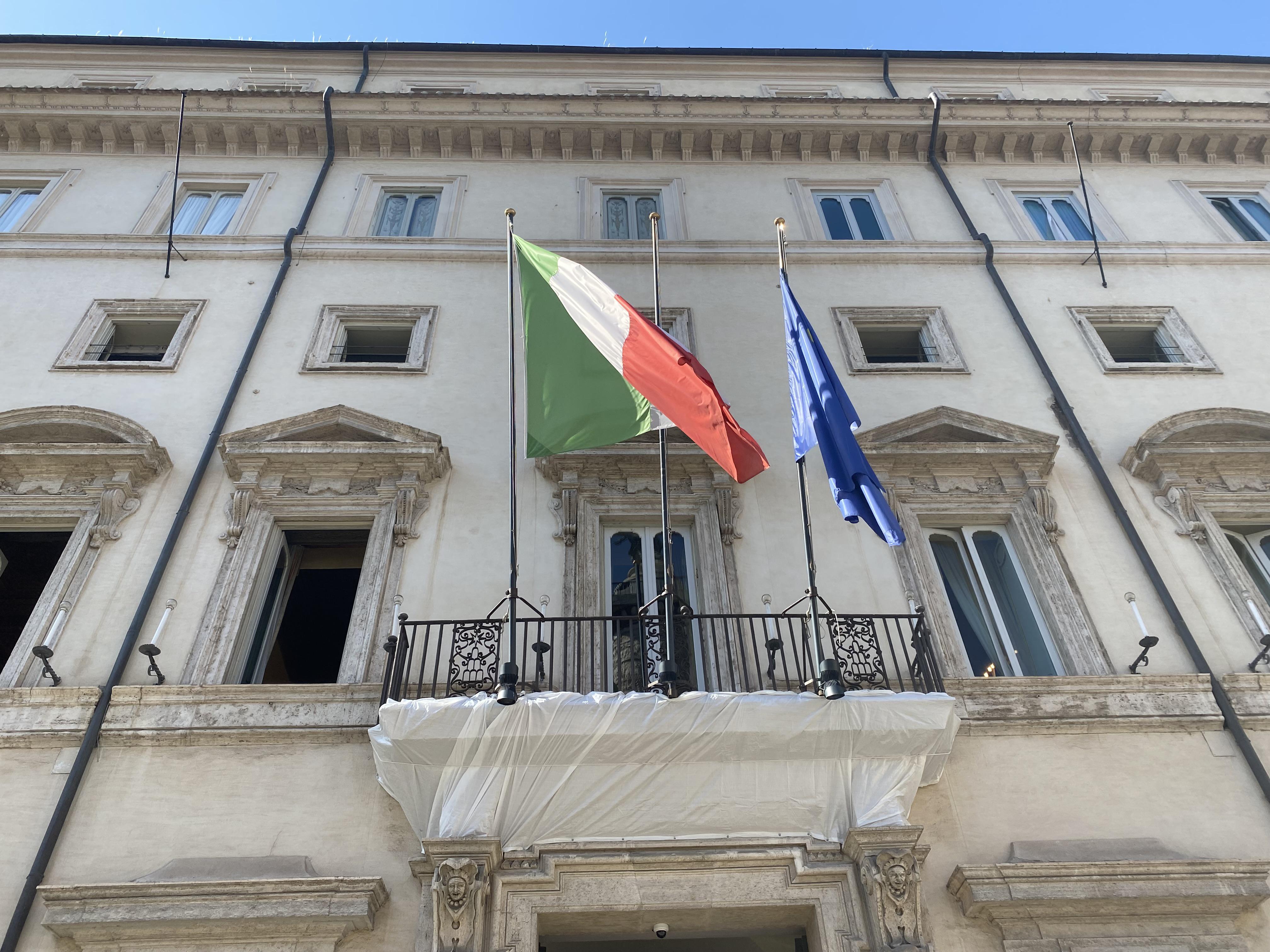 Caro energia, fonti governo: "Prematuri interventi immediati"