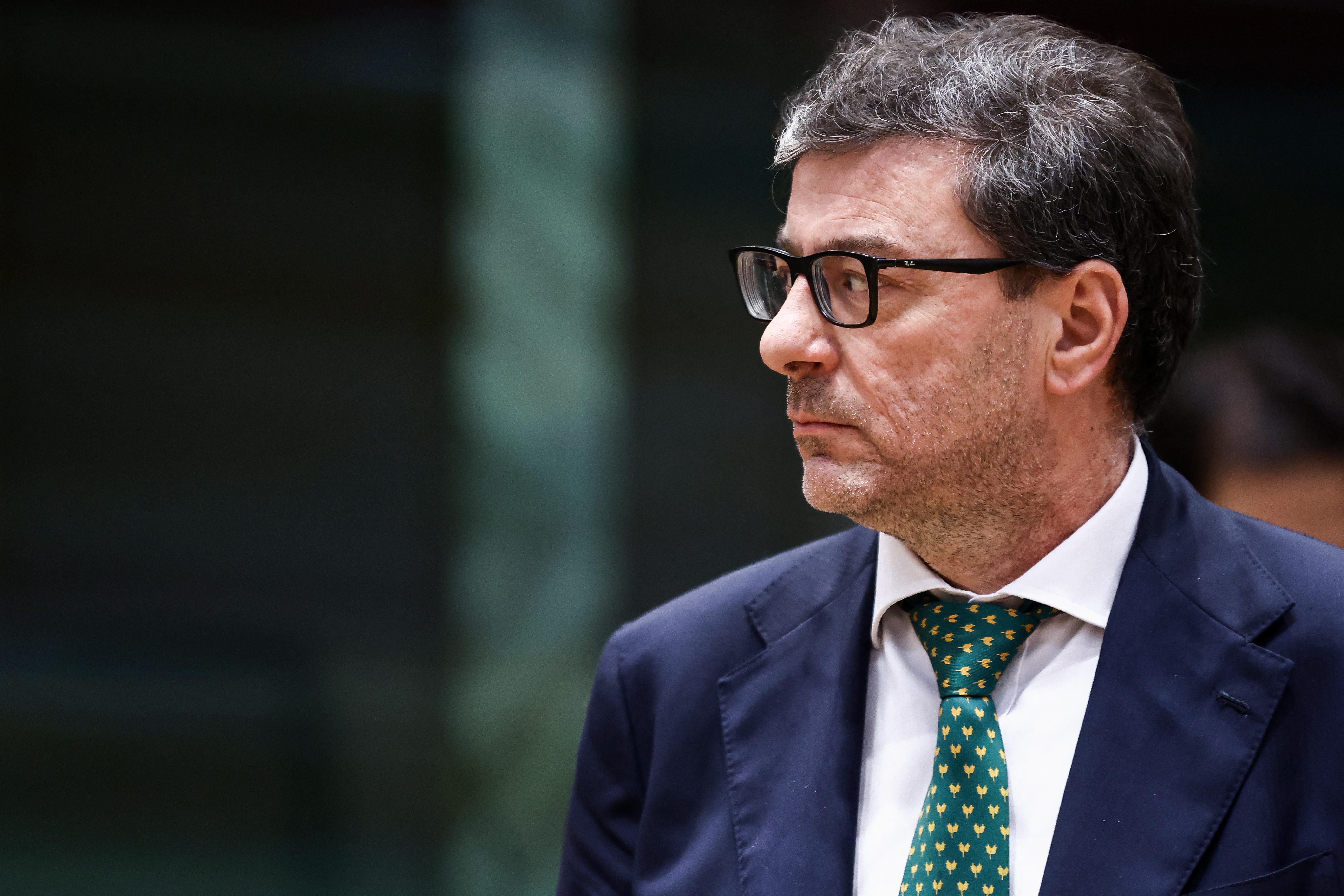Caro energia, Giorgetti: "Domani in Cdm nuovo decreto aiuti"