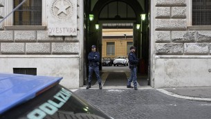 Casamonica, morto Guerrino: la questura prescrive funerali privati