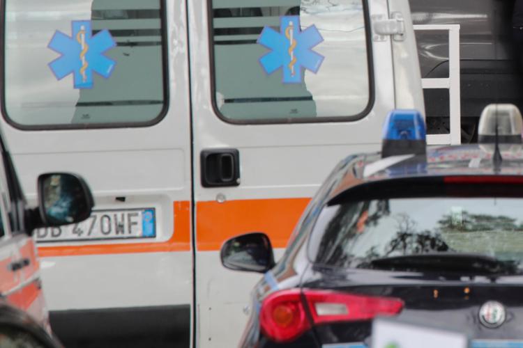 Caserta, 73enne muore in scontro con furgone: trovato autista in fuga