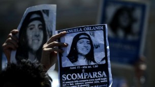 Caso Orlandi, nuova versione di Agca: "Emanuela consegnata alle suore"