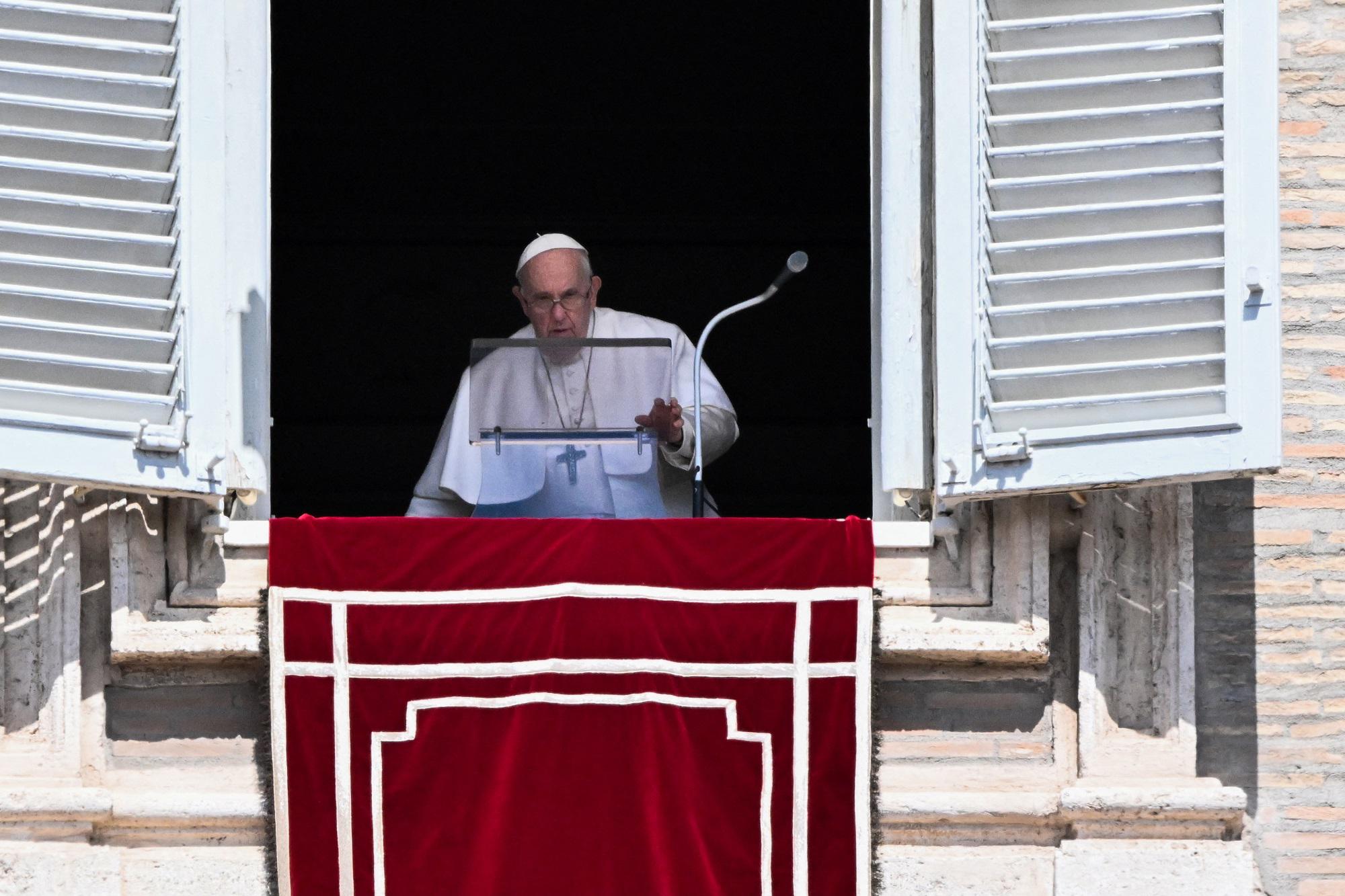 Caso Orlandi, Papa Francesco: "Su Wojtyla illazioni offensive e infondate"