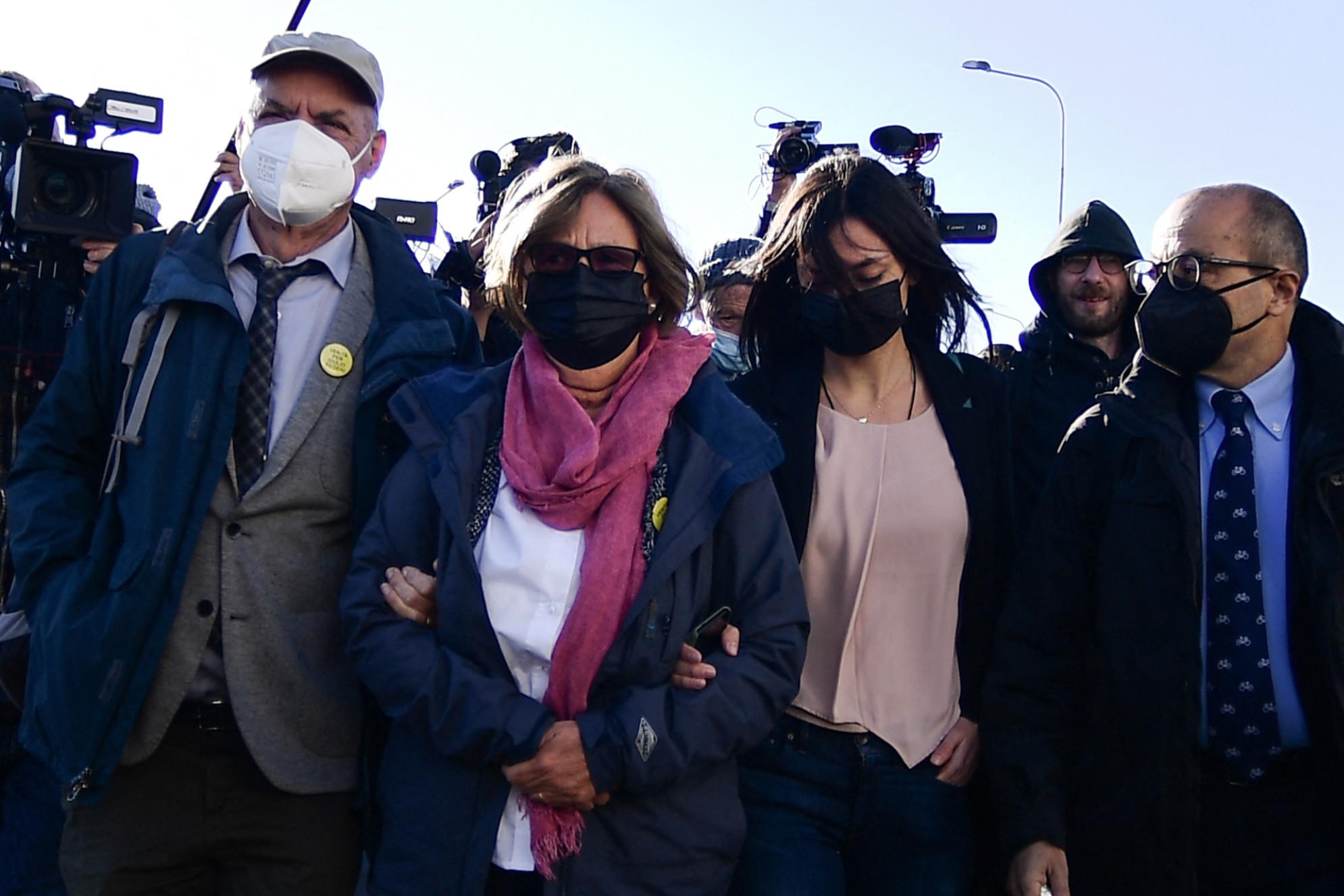 Caso Regeni, processo sospeso
