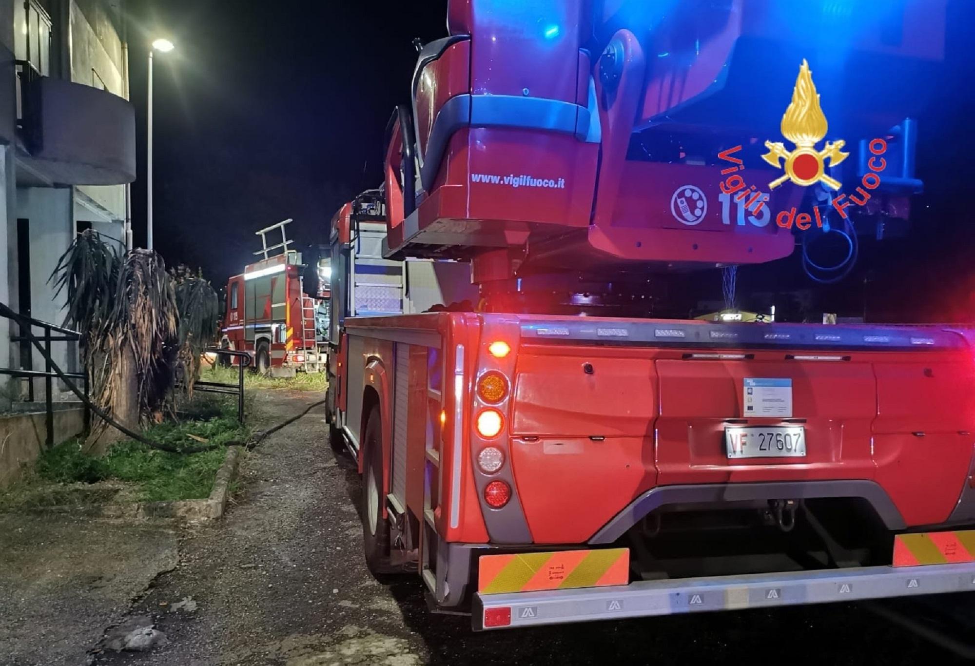 Catanzaro, incendio in appartamento: morti tre fratelli