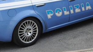 Catanzaro, si rifiuta di unirsi a compagni violenti: minore accoltellato all'uscita di scuola