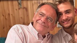 Cecchi Paone si sposa con Simone: "Saremo marito e marito"