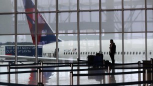 Centinaia di voli a rischio per sciopero in 5 aeroporti in Germania