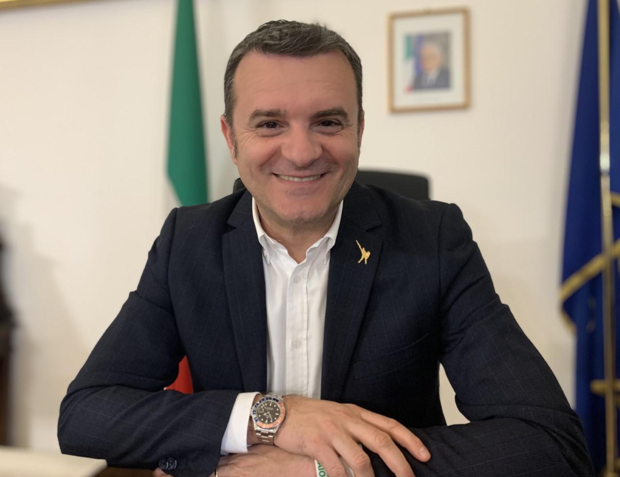 Centinaio: "Guerra Ucraina e speculazione portano difficoltà, lavoriamo per evitare aumenti prezzi"