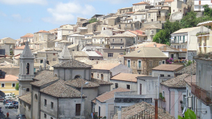 Uno scorcio del centro storico di Curinga