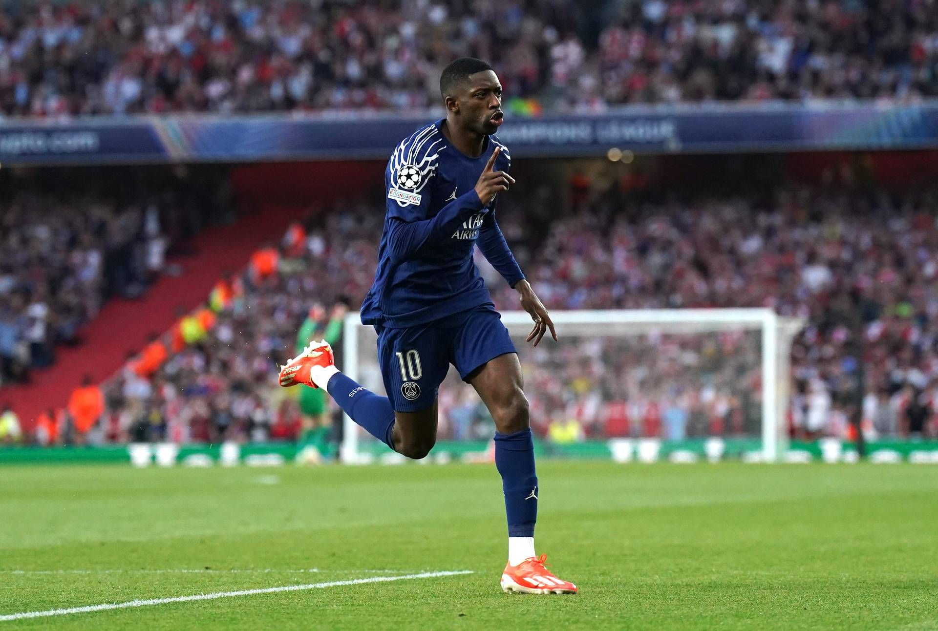 Champions, Arsenal-Psg 0-1: Dembelé e Donnarumma decidono la semifinale d'andata