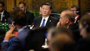 Cina, Xi Jinping: "Forze armate si preparino a combattimenti reali"