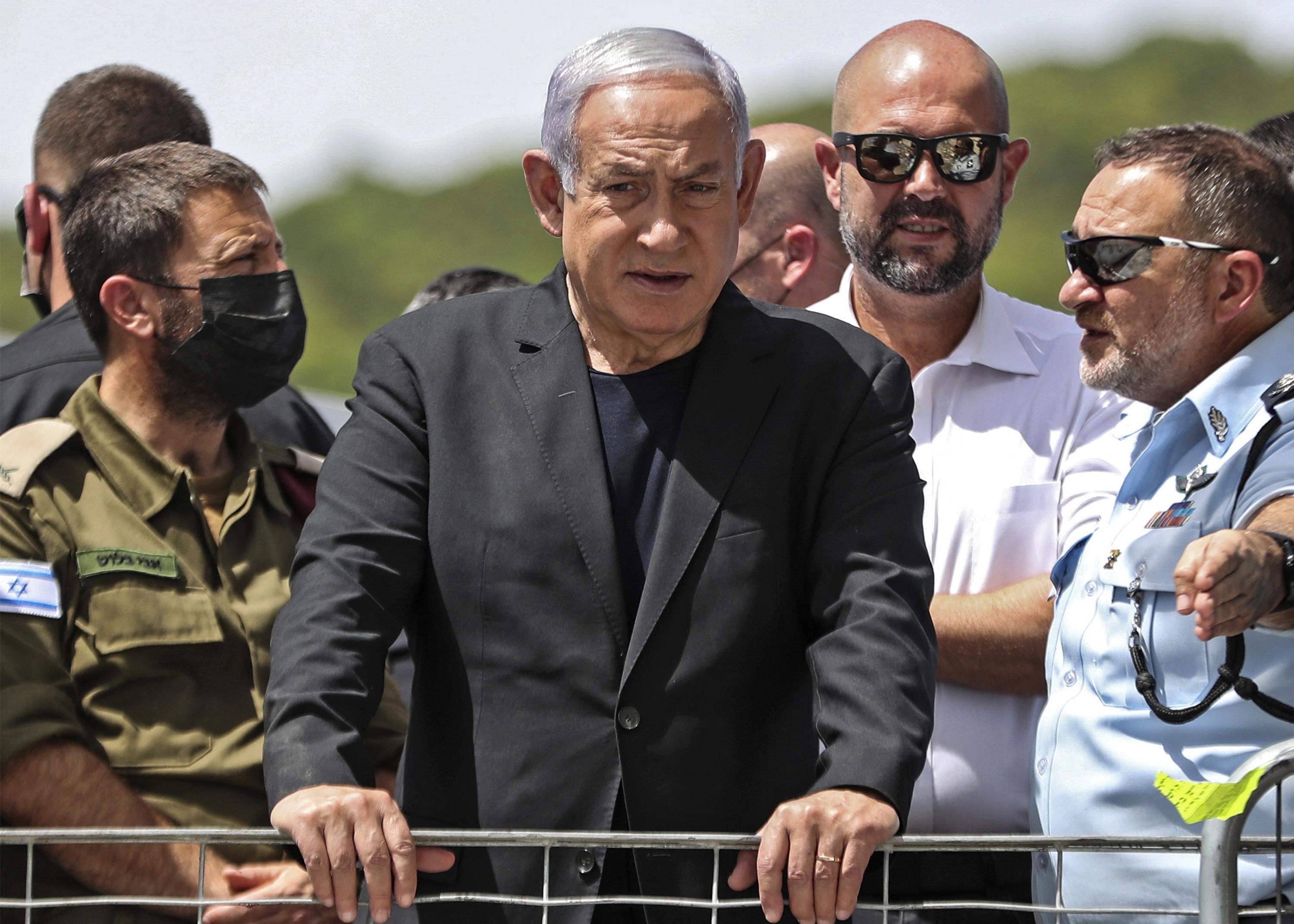 Civili uccisi a Gaza in attesa degli aiuti, Israele nega responsabilità