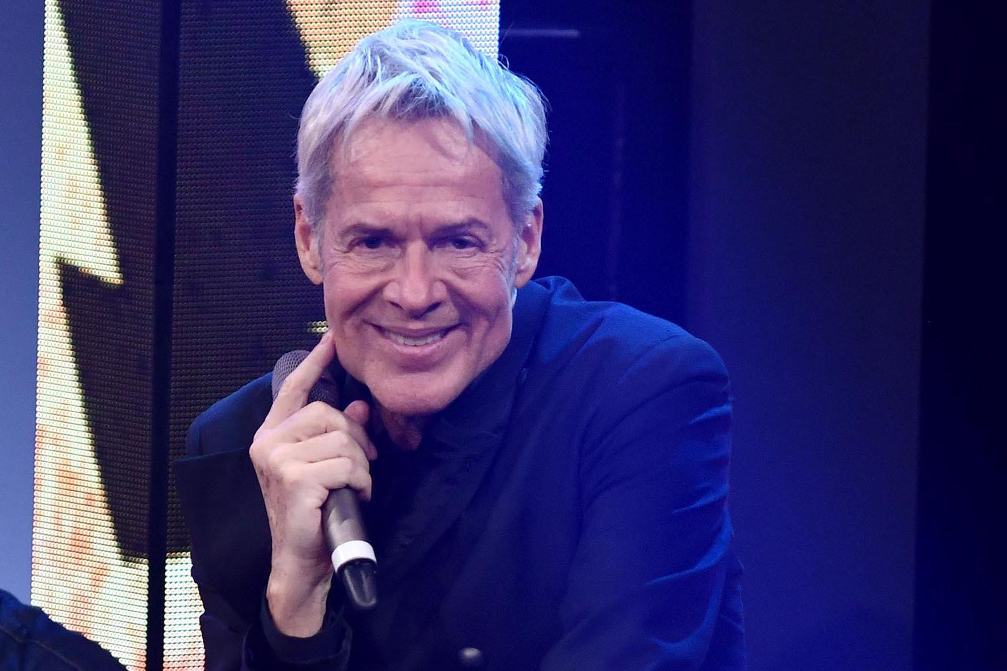 Claudio Baglioni ha l'influenza, nuove date tour: ecco quando i prossimi concerti