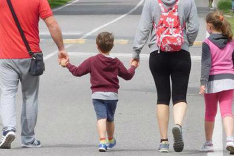 Cognome paterno ai figli, "ora legge dopo decisione Corte Costituzionale"