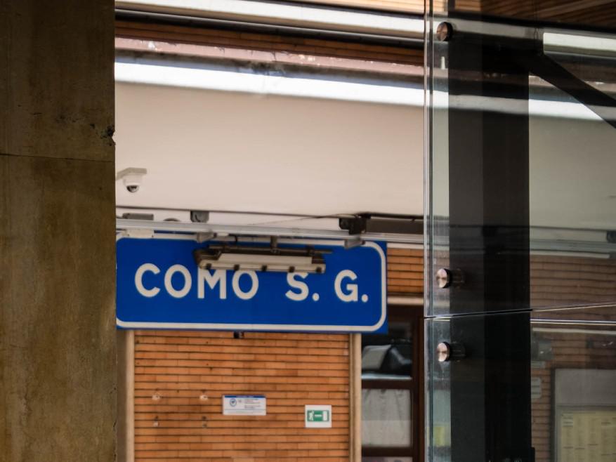 Como, incendio alla stazione San Giovanni: rallentamenti su linea Milano-Chiasso