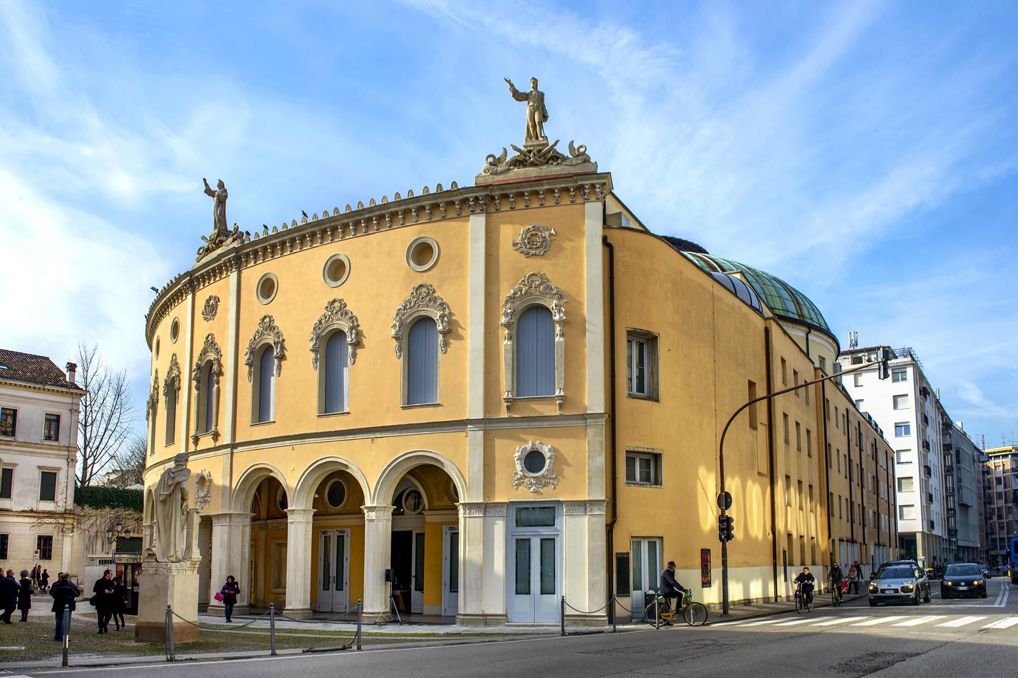 Con il Teatro Stabile del Veneto tour virtuali del Verdi, Goldoni e Mario Del Monaco