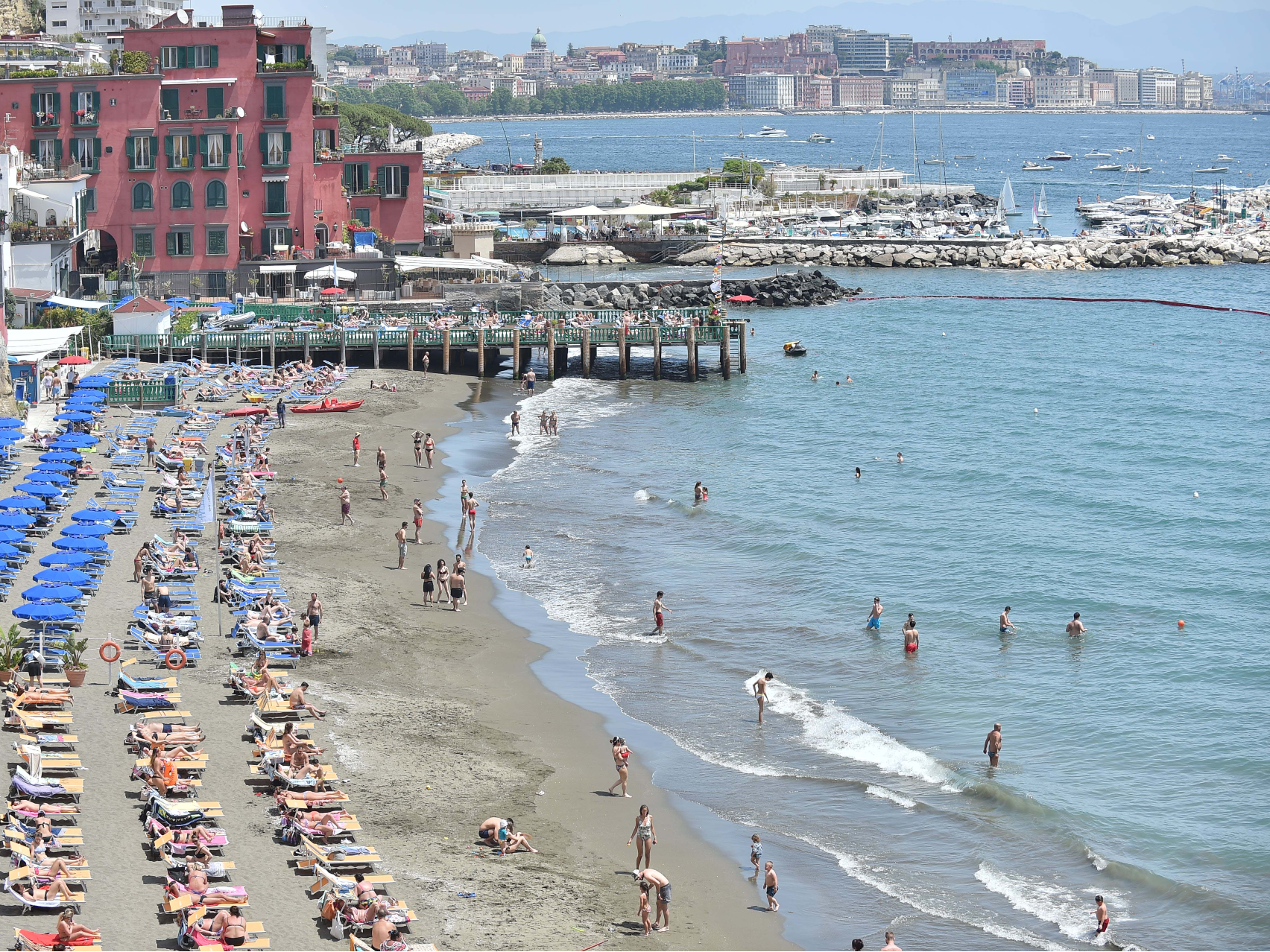 Concessioni balneari, si lavora ad accordo ma no rinvio deadline gare 2024