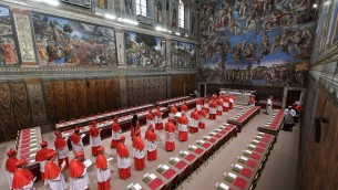 Conclave, oggi i cardinali tornano nella Sistina: previste 4 votazioni