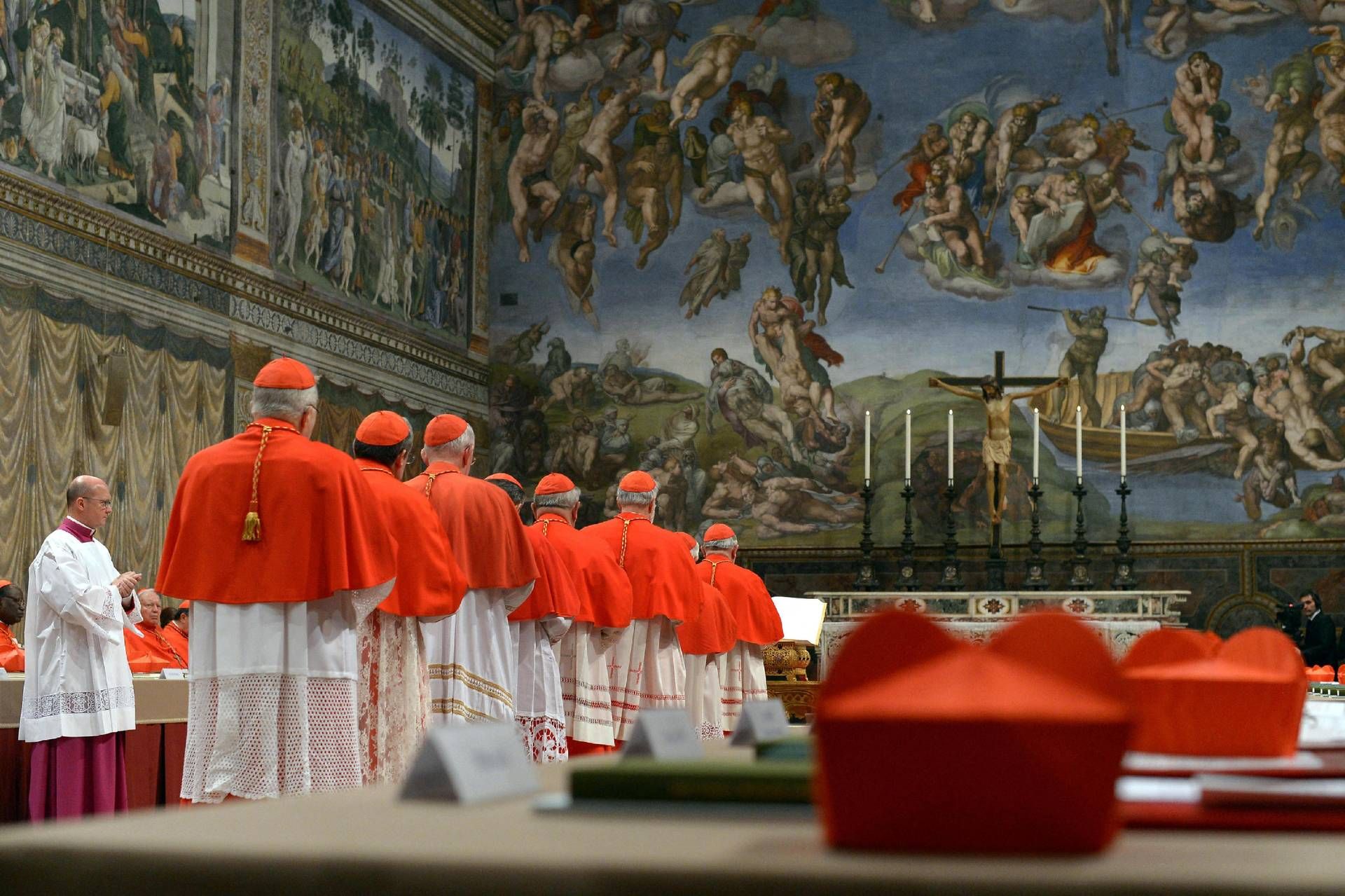 Conclave, riforme o restaurazione: scontro tra due visioni