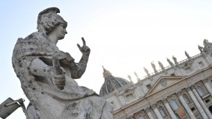 Conclave, Robert Harris: "E' come un reality show a eliminazione"