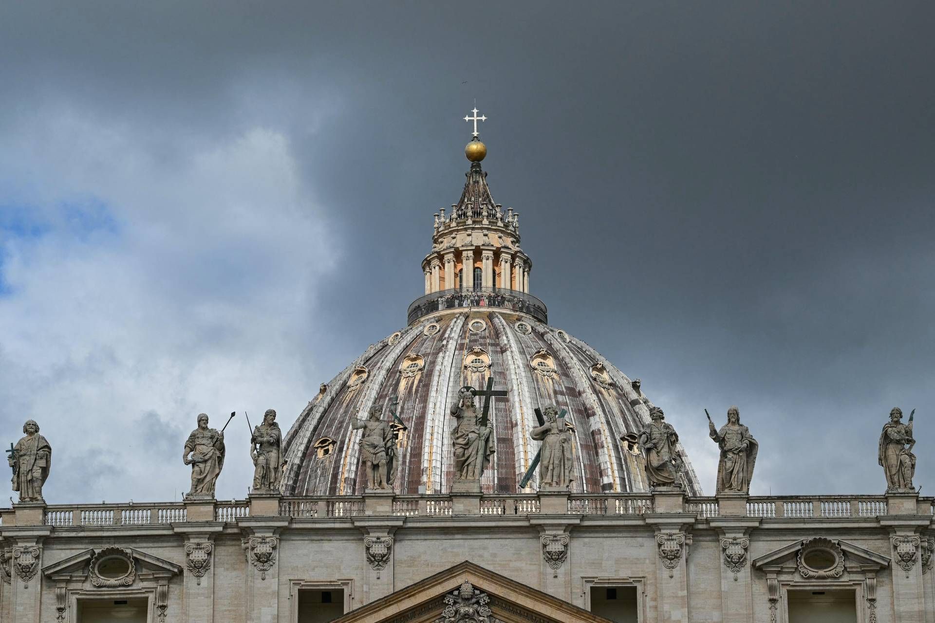 Conclave, secondo giorno di votazioni per eleggere il nuovo Papa