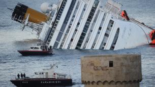 Concordia, De Falco: "Schettino al lavoro? E' pena alternativa"