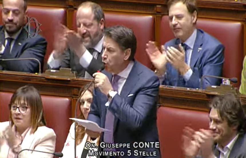 Conte a Meloni: "Denuncio vostra grave inadeguatezza"