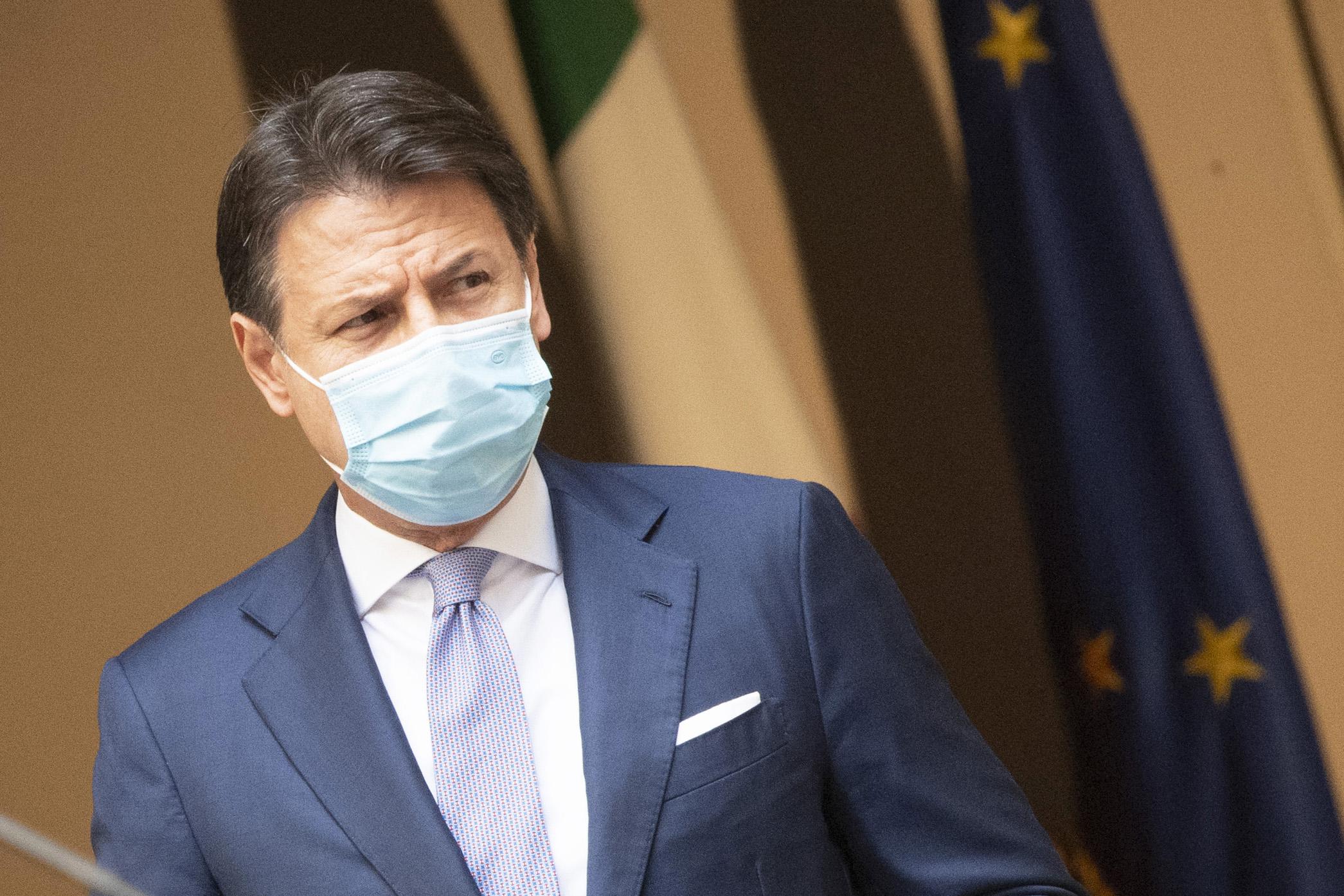 Conte saluta Palazzo Chigi: "Un onore"