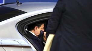 conte_summit_auto_afp