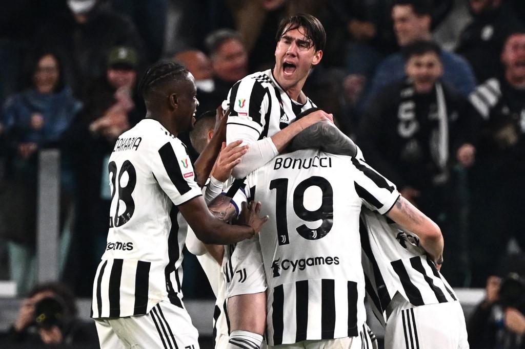 Coppa Italia, Juve-Fiorentina 2-0: bianconeri in finale contro l'Inter