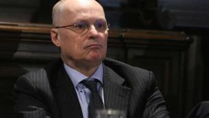 Coprifuoco Italia, Ricciardi: "Via il 2 giugno se continuiamo così"