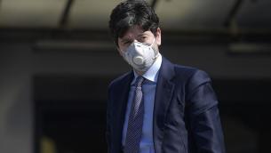 Coprifuoco Italia, Speranza: "Dati migliorano, si può allentare"