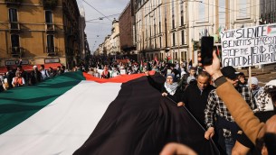 Corteo Pro Palestina a Milano, denunciate 6 persone