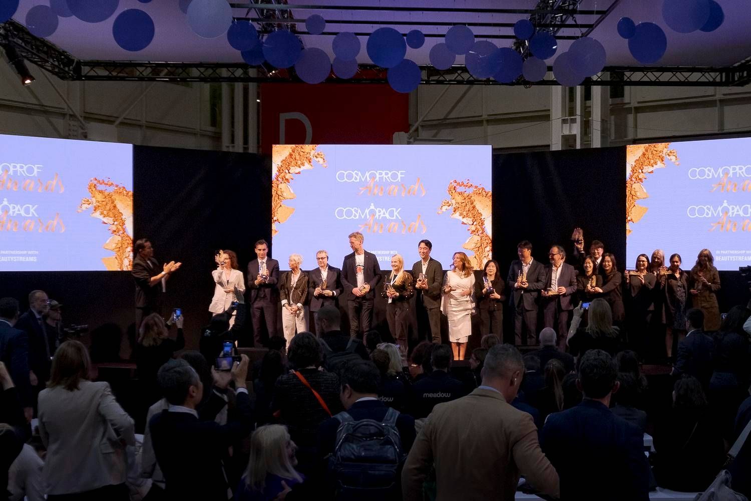 Cosmoprof, assegnati gli 'Oscar della bellezza' 2025