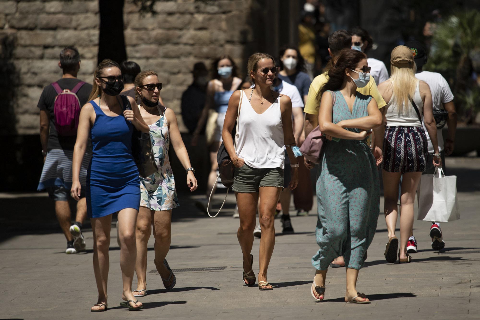 Covid, Abrignani: "Entro fine agosto 30 mila casi al giorno"