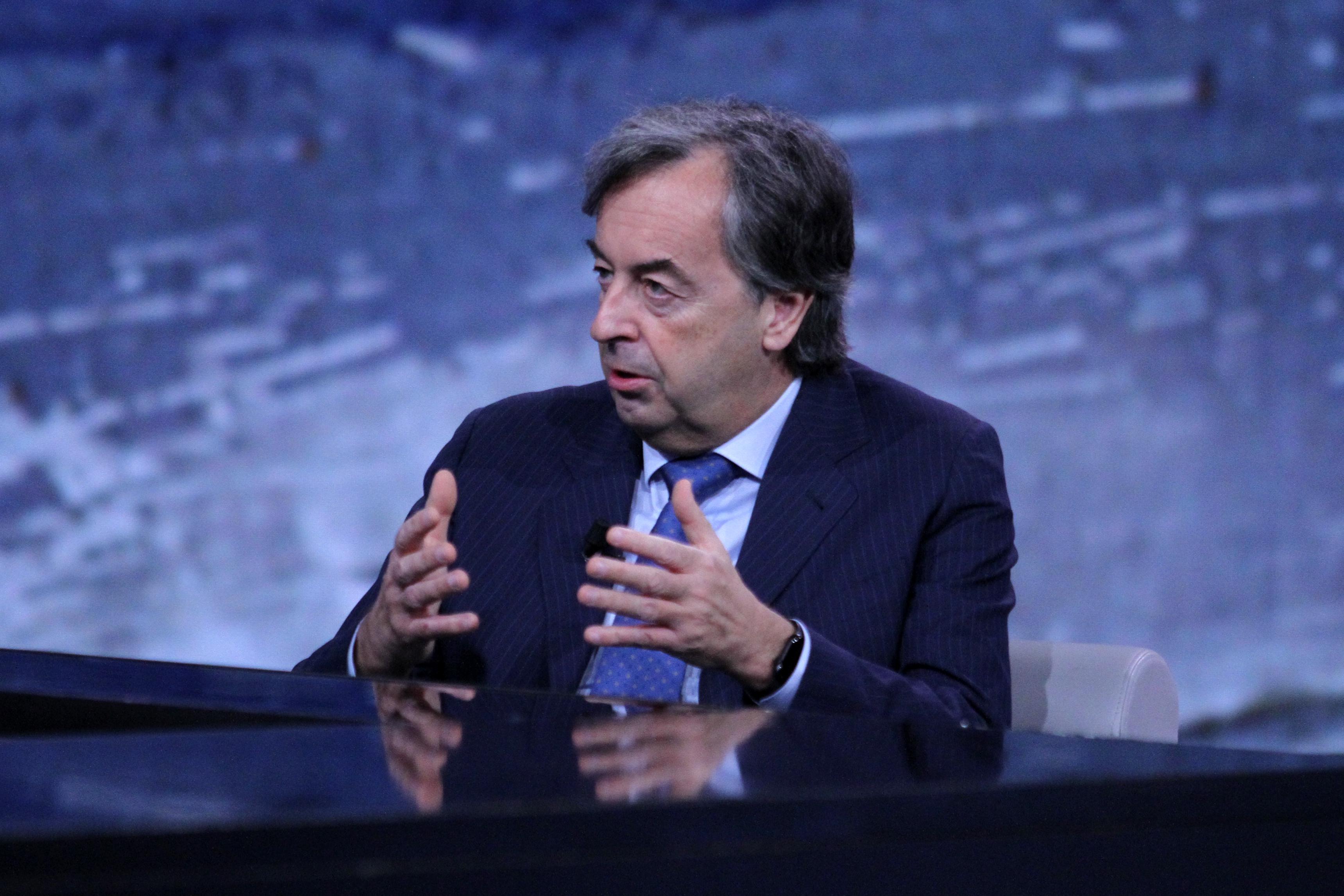 Covid, Burioni su Salvini e varianti da vaccino: "Capite perché sono scoraggiato?"