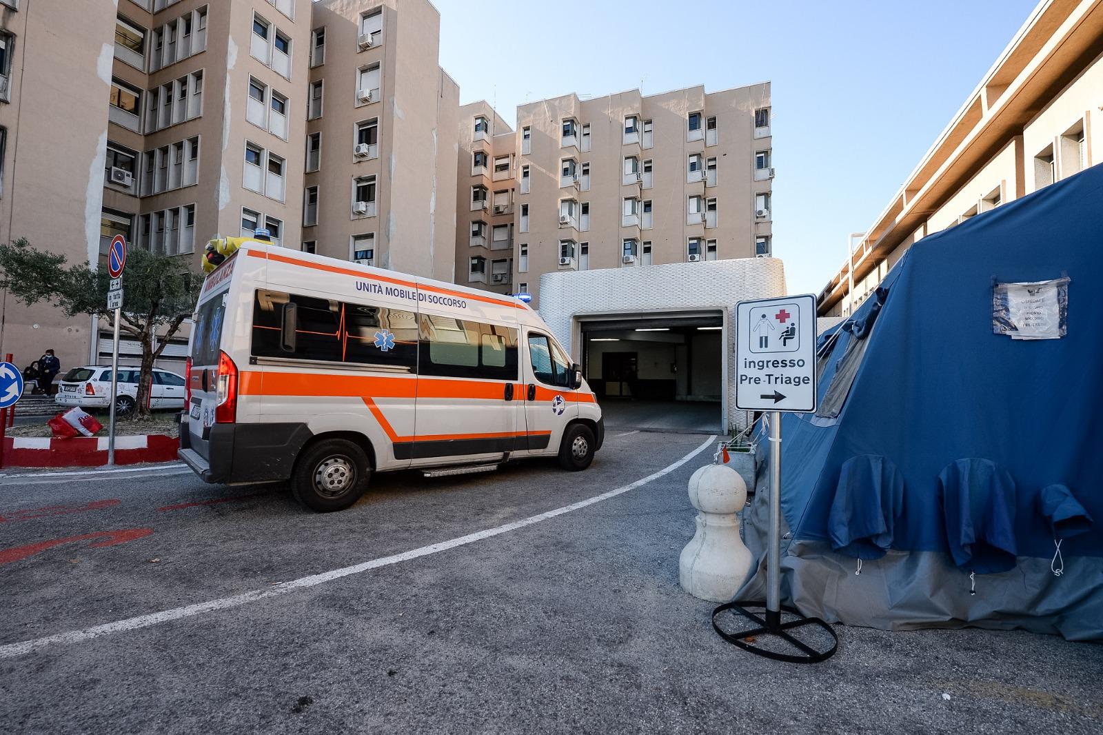 Covid Calabria, 166 nuovi contagi e 2 morti: bollettino