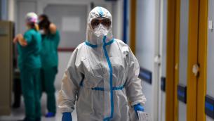 Covid, calo memoria e 'nebbia mentale': le conseguenze del virus
