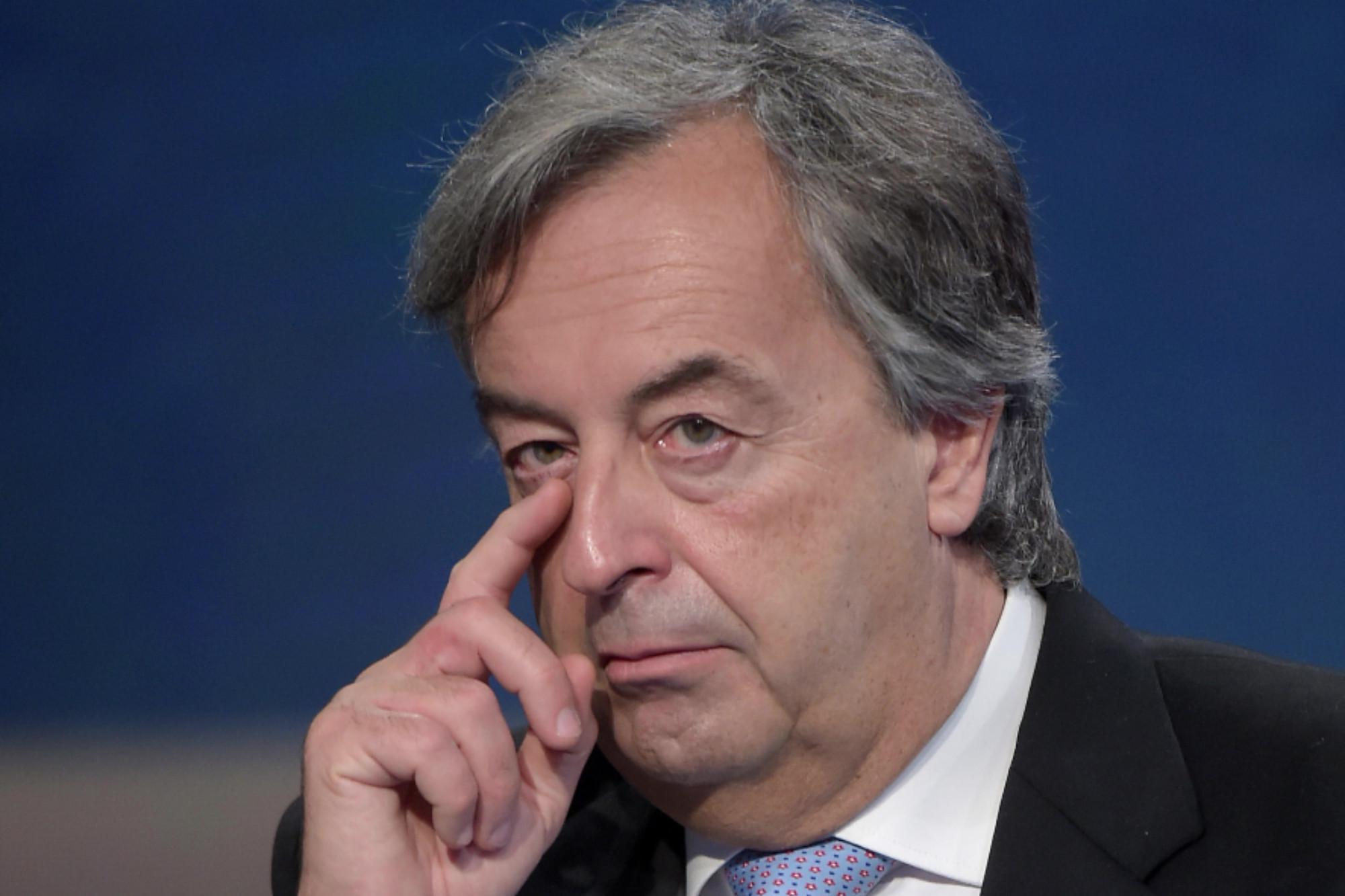 Covid Cina, Burioni: "Salvini ha ragione, servono misure europee"