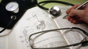 Covid: Codogno un anno dopo - il ricordo del medico tra i primi a morire, ‘era il nostro pilastro’