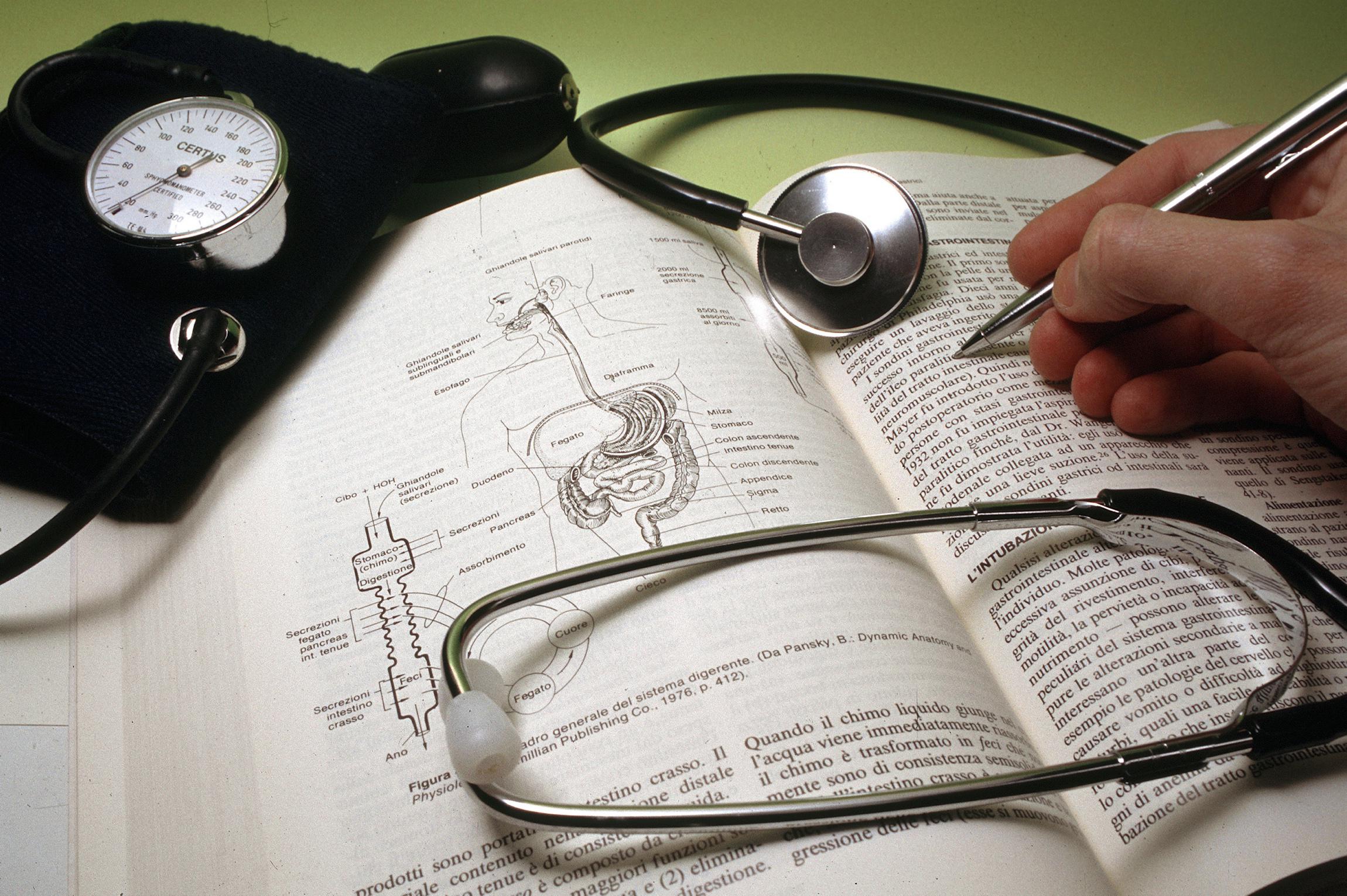 Covid: Codogno un anno dopo - il ricordo del medico tra i primi a morire, ‘era il nostro pilastro’