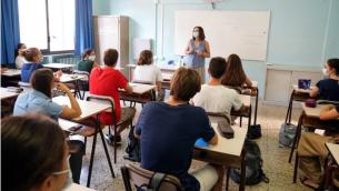 Covid e scuola a settembre, accordo su protocollo sicurezza