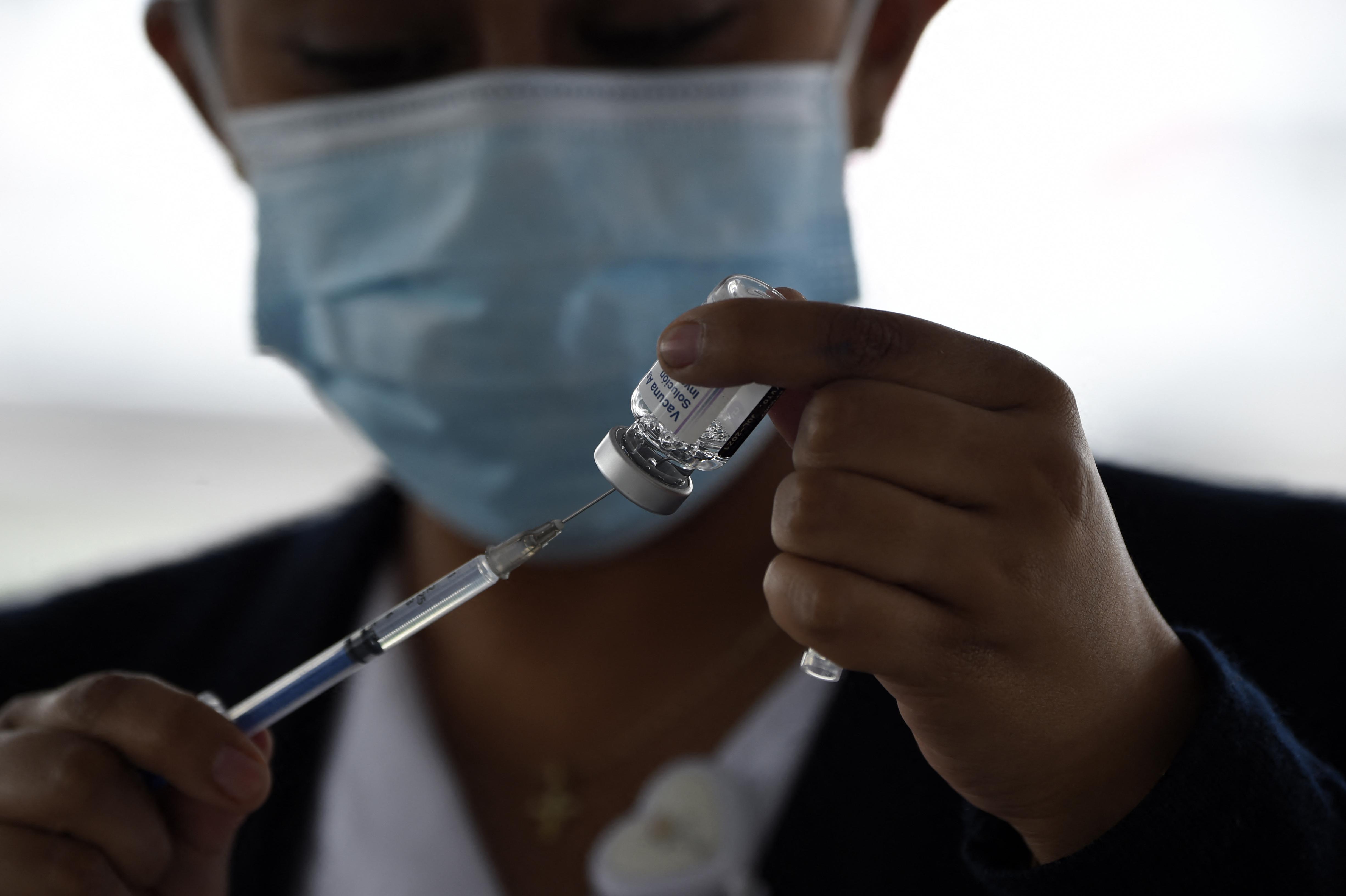 Covid, Figliuolo: "A giugno Italia dà spallata con vaccini"